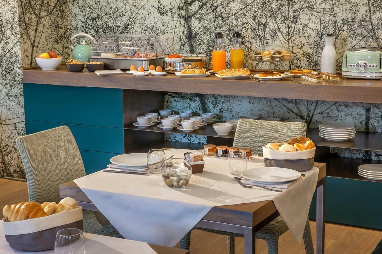 Il Cortile Di San Michele Bed & Breakfast Guarene Exterior photo